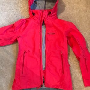 Arc’teryx Ravenna Gore-Tex Ski Jacket XS